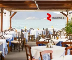 Viešbučio ir restorano darbuotojai – darbas Maltoje (1930)